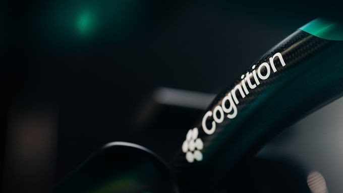 Aston Martin Aramco Formula One™ Team sluit meerjarige overeenkomst met AI-Softwarespecialist Cognition