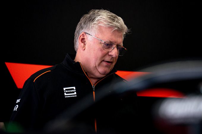 ex-F1-teambaas Otmar Szafnauer nu bij Van Amersfoort Racing