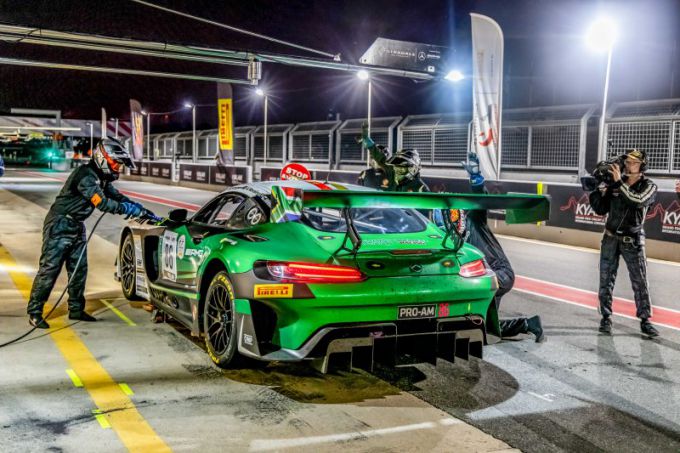 Intercontinental GT Challenge Kyalami 9 Hour 2023 Mercedes Nr86 pitstop