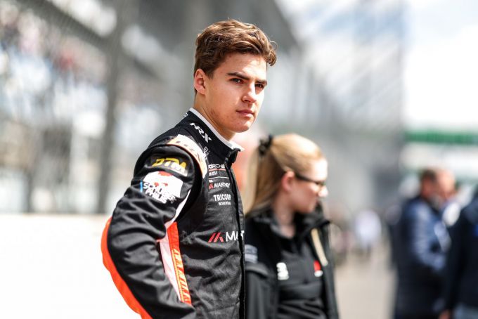 Morris Schuring DTM Porsche 911 GT3 R van het Manthey Junior Team Foto 1 Bron foto: Rebocar