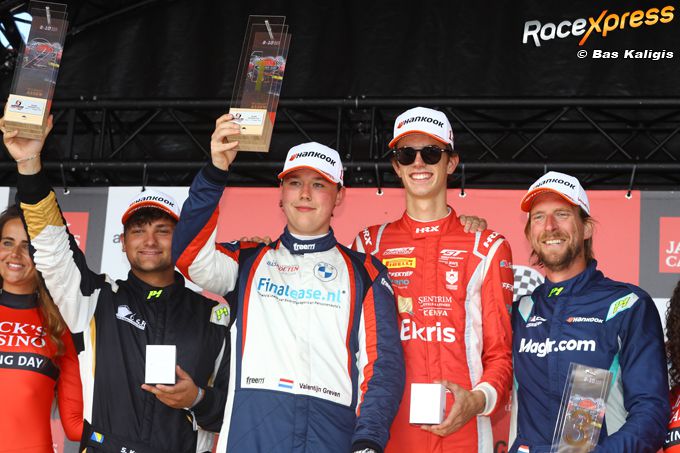 Autocoureur Valentijn Greven domineert op thuiscircuit Assen