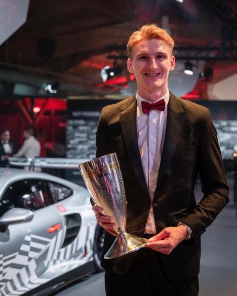 Porsche Motorsport ‘Night of Champions’ in Stuttgart Foto 6 Loek Hartog