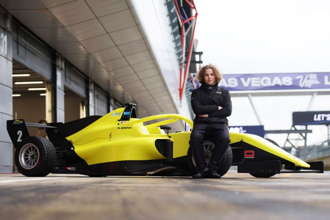 Matan Achituv stapt in bij GB4 met regerend kampioen Elite Motorsport