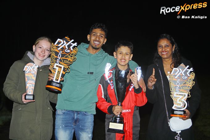 Het was een drukke dag voor Mika en zijn familie - NXT GP-kampioenschap in Sprang Capelle