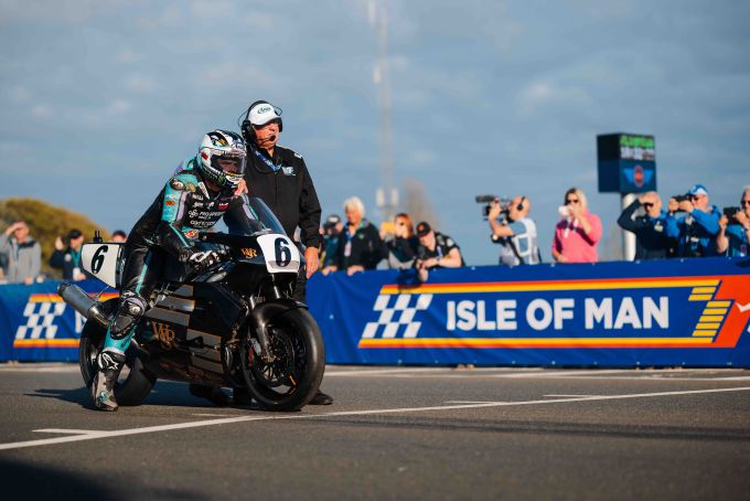 Mooi nieuws voor motorsportfans! Isle of Man Classic Superbikes komen naar TT Circuit Assen